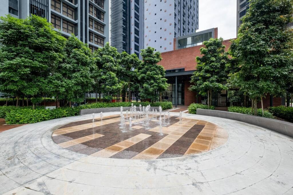 Millerz Square By Feel Free Bus To Mid Valley Kl Sentral Pangsapuri