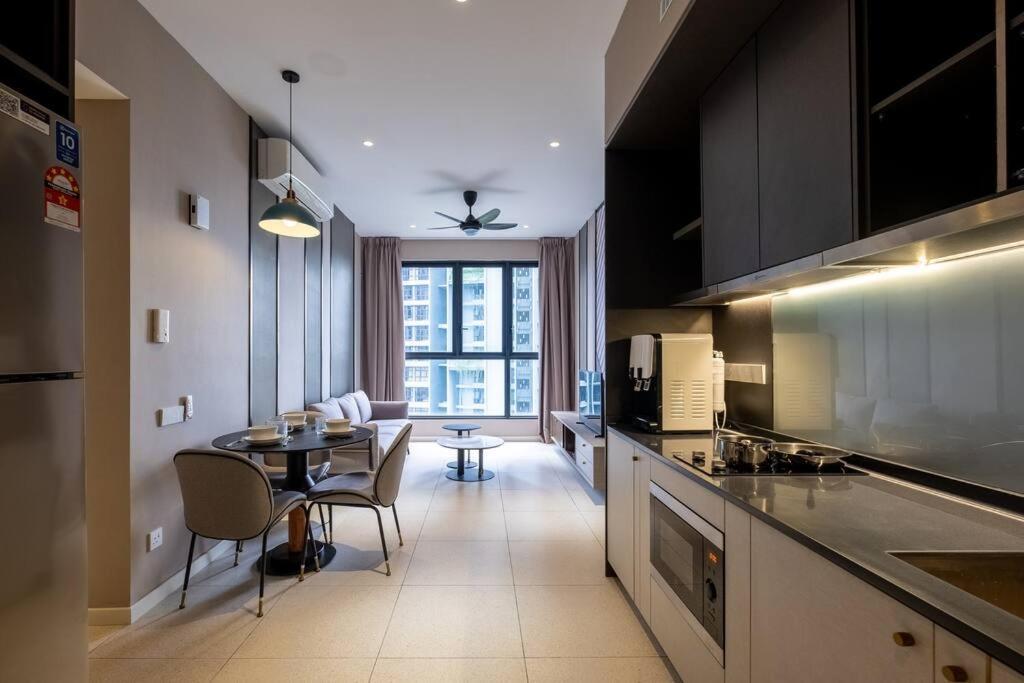 Apartment Millerz Square By Feel Free Bus To Mid Valley Kl Sentral Kuala Lumpur